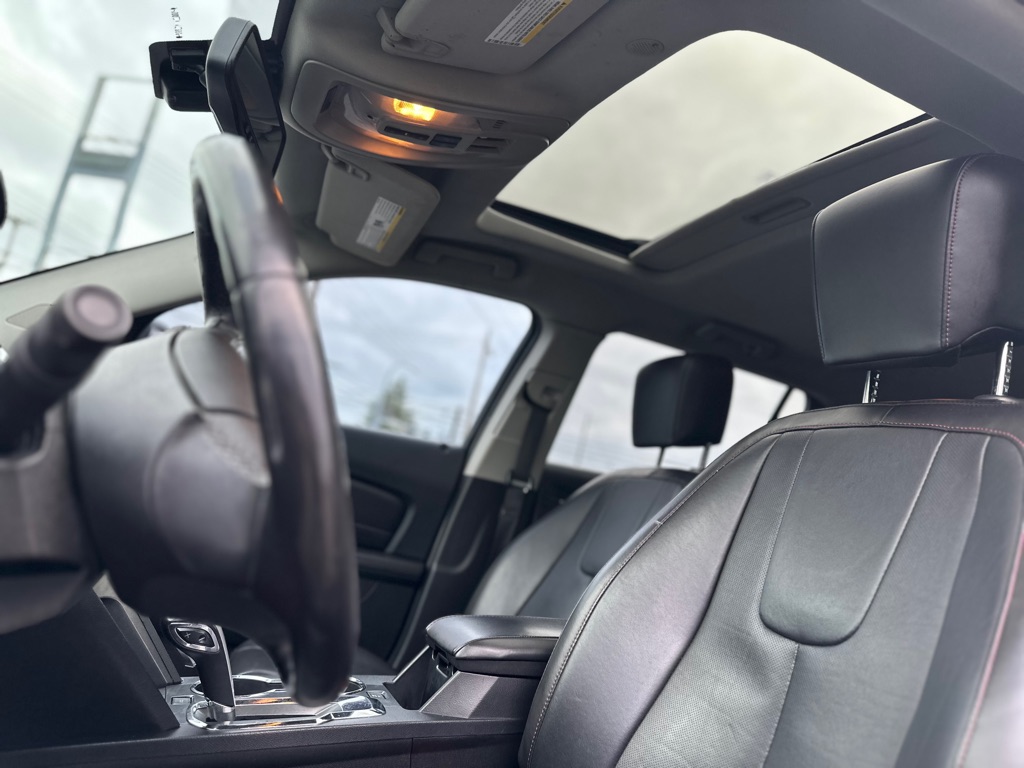 Photo 13 of this GMC TERRAIN