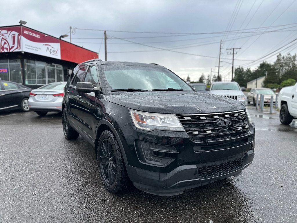 Photo 3 of this FORD EXPLORER
