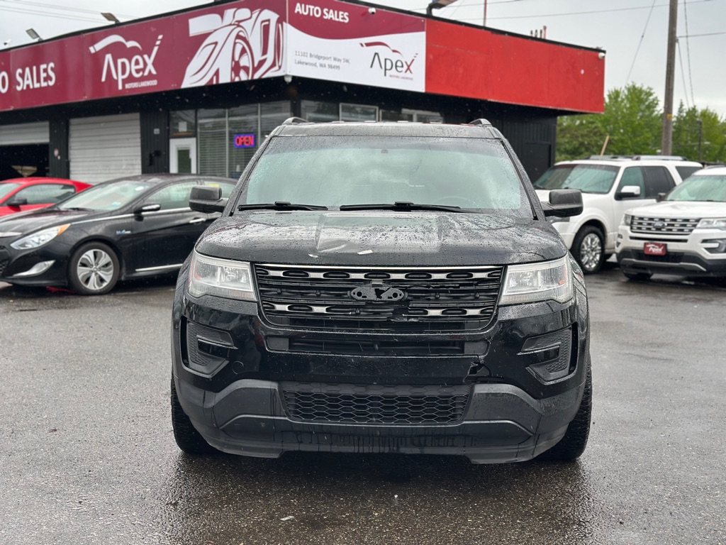 Photo 2 of this FORD EXPLORER