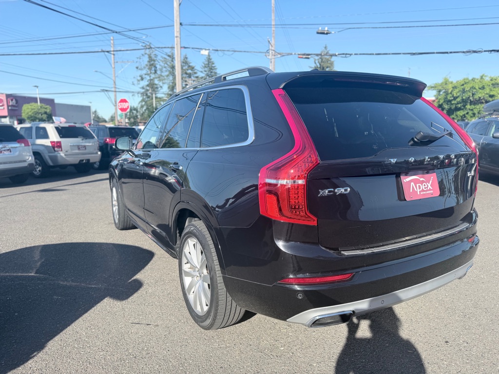 Photo 9 of this VOLVO XC90