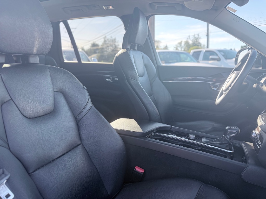 Photo 26 of this VOLVO XC90