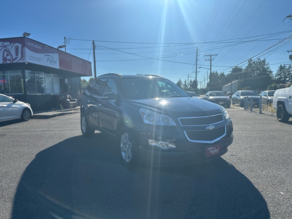 Photo 3 of this CHEVROLET TRAVERSE