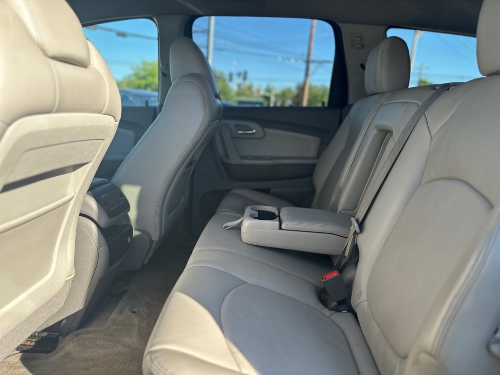 Photo 17 of this CHEVROLET TRAVERSE