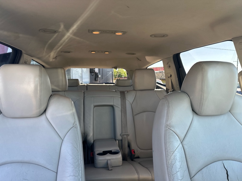 Photo 24 of this CHEVROLET TRAVERSE
