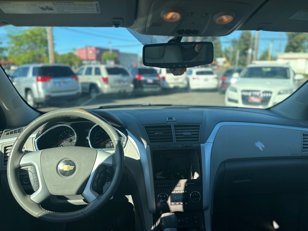 Photo 18 of this CHEVROLET TRAVERSE