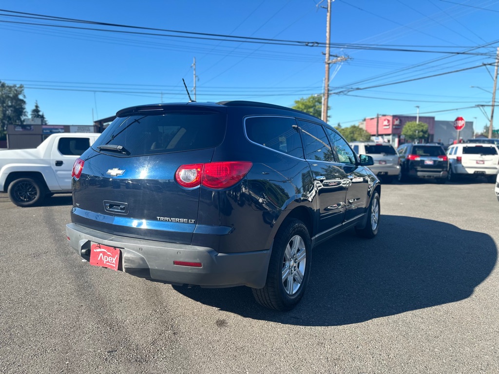 Photo 5 of this CHEVROLET TRAVERSE