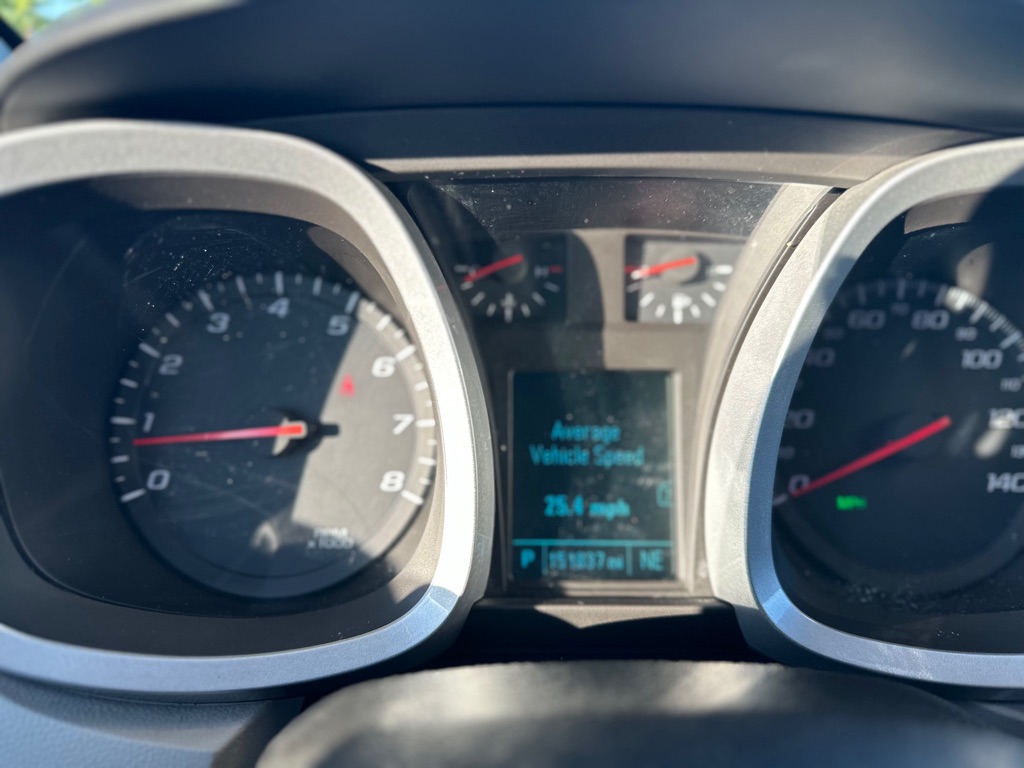 Photo 16 of this CHEVROLET EQUINOX