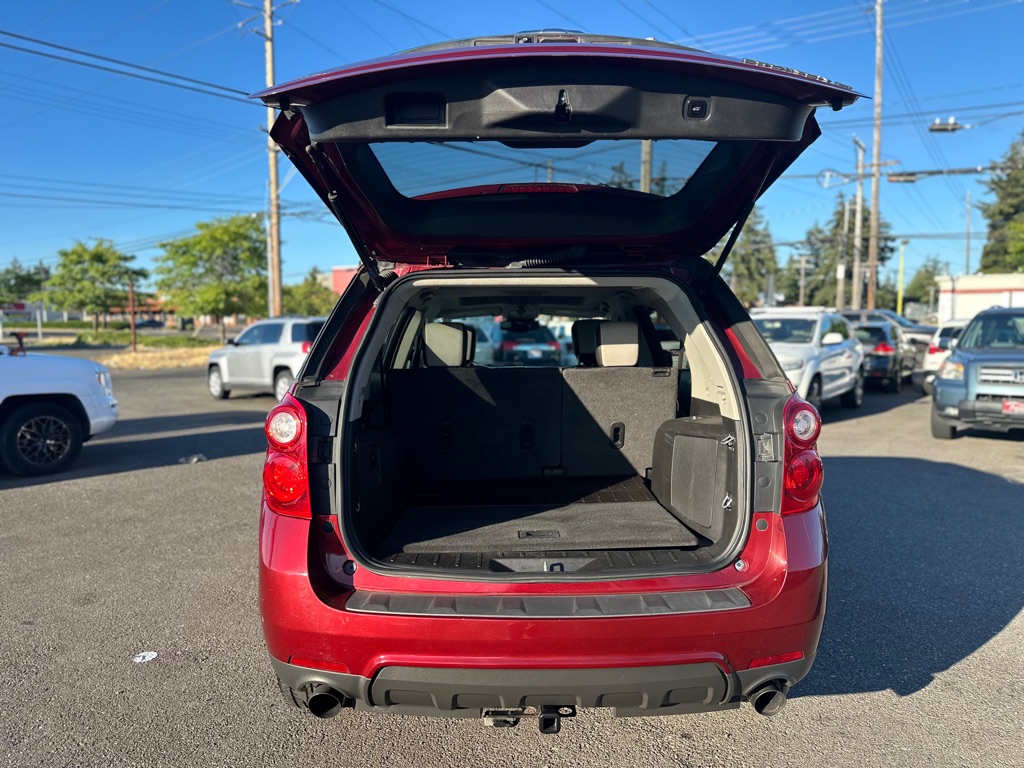 Photo 7 of this CHEVROLET EQUINOX