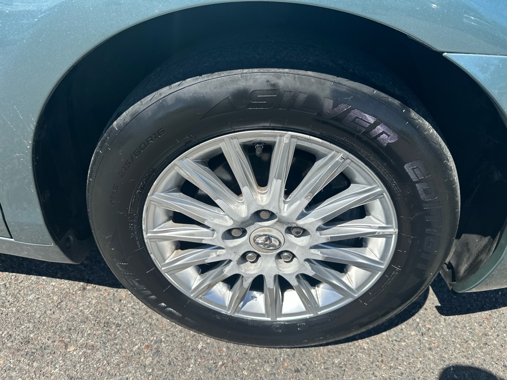 Photo 24 of this TOYOTA CAMRY