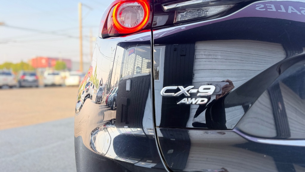 Photo 9 of this MAZDA CX-9