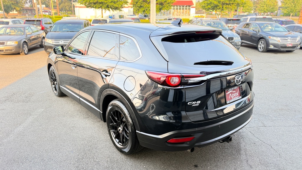 Photo 8 of this MAZDA CX-9