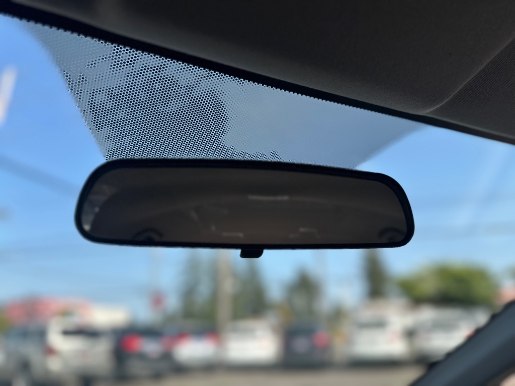 Photo 15 of this HONDA INSIGHT