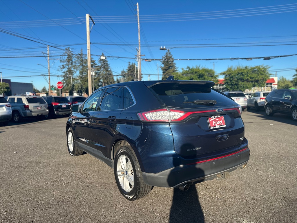 Photo 8 of this FORD EDGE