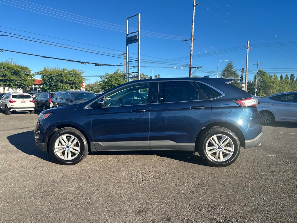 Photo 9 of this FORD EDGE