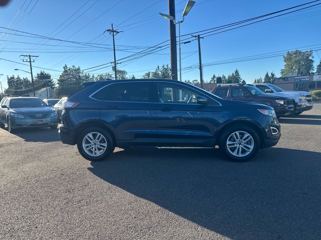 Photo 4 of this FORD EDGE