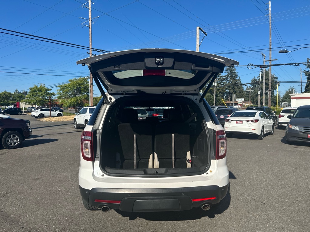 Photo 7 of this FORD EXPLORER
