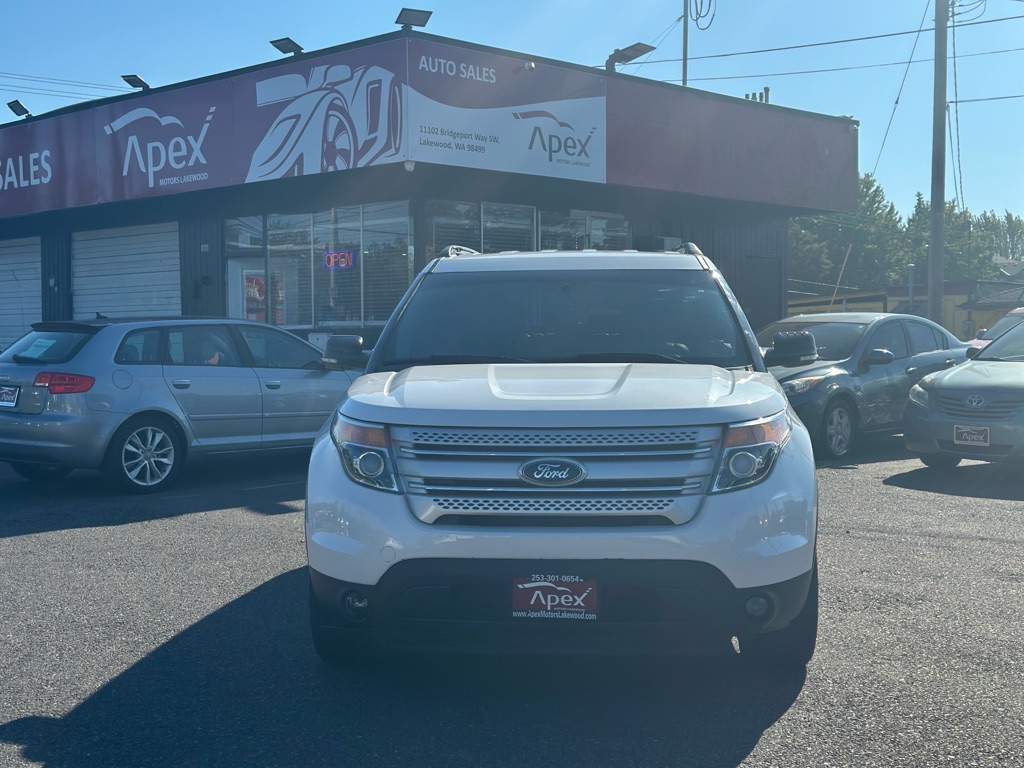 Photo 2 of this FORD EXPLORER