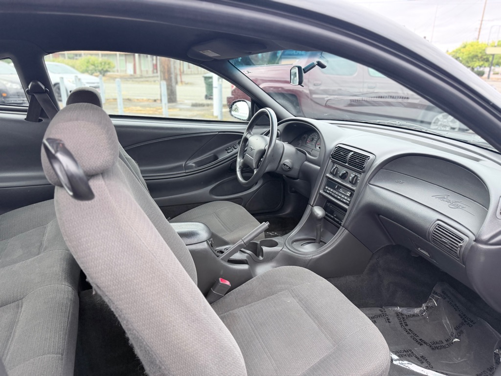 Photo 18 of this FORD MUSTANG