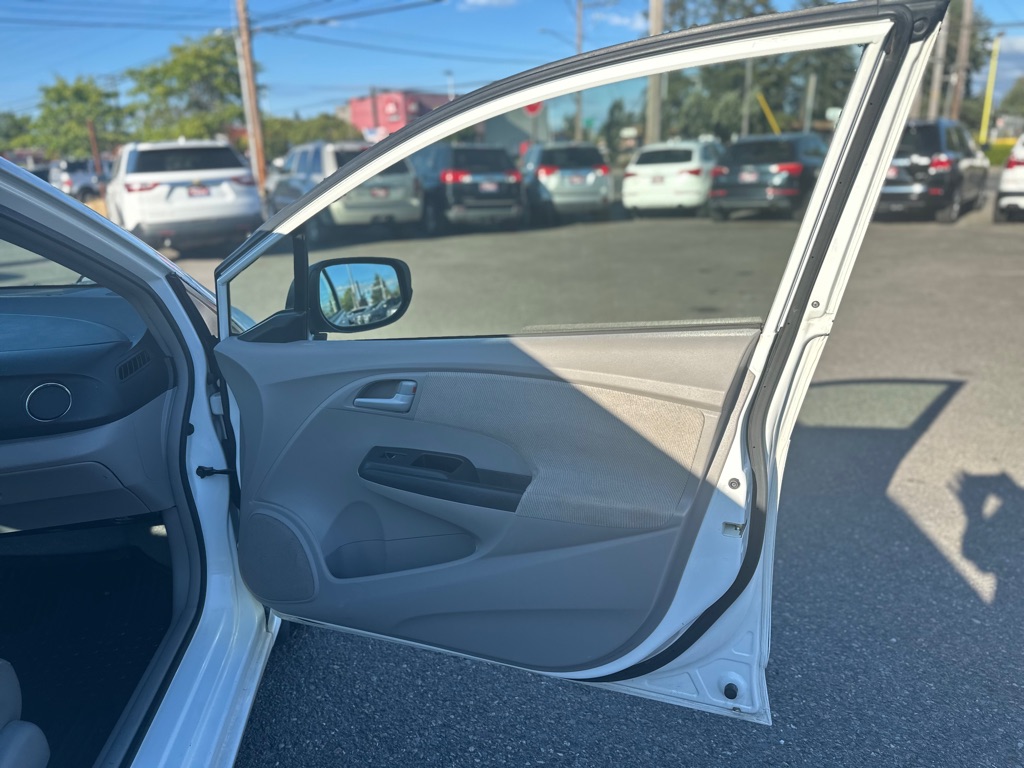 Photo 18 of this HONDA INSIGHT