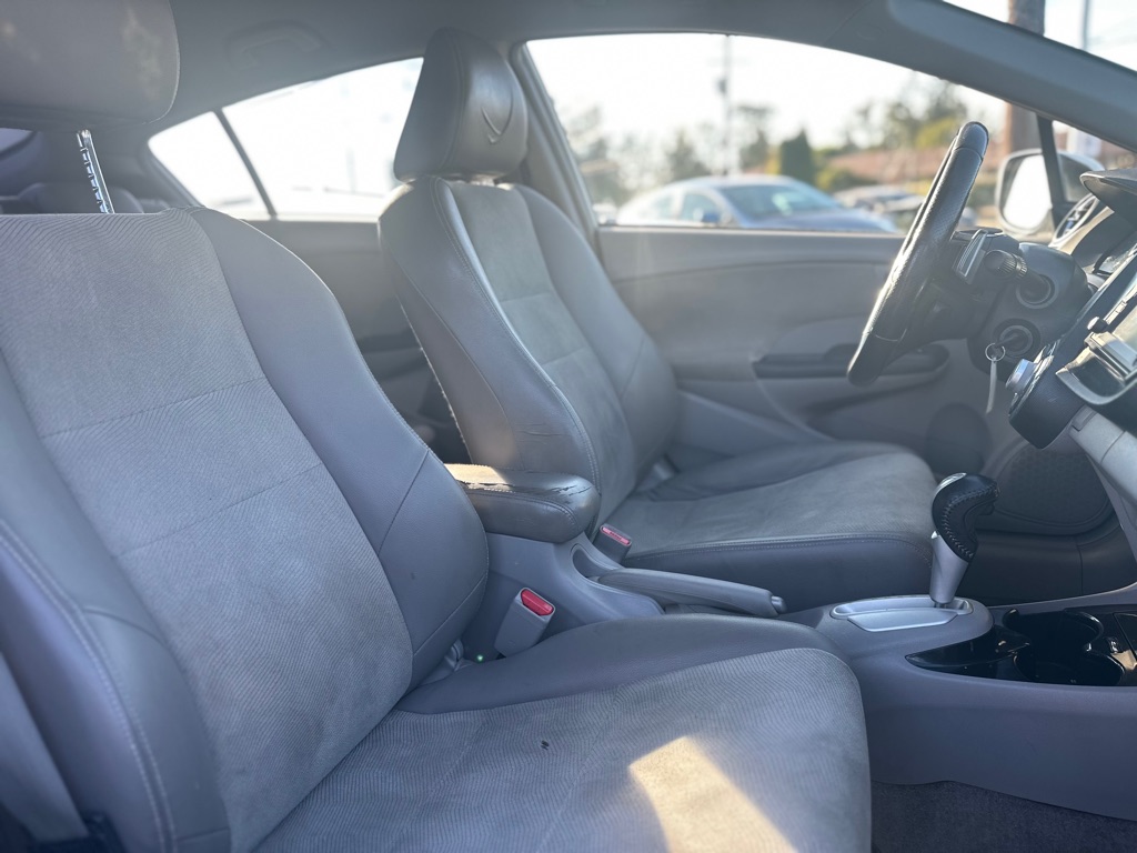 Photo 19 of this HONDA INSIGHT