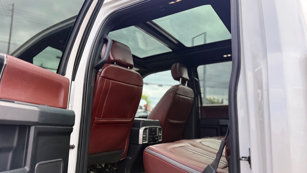 Photo 17 of this FORD F-150