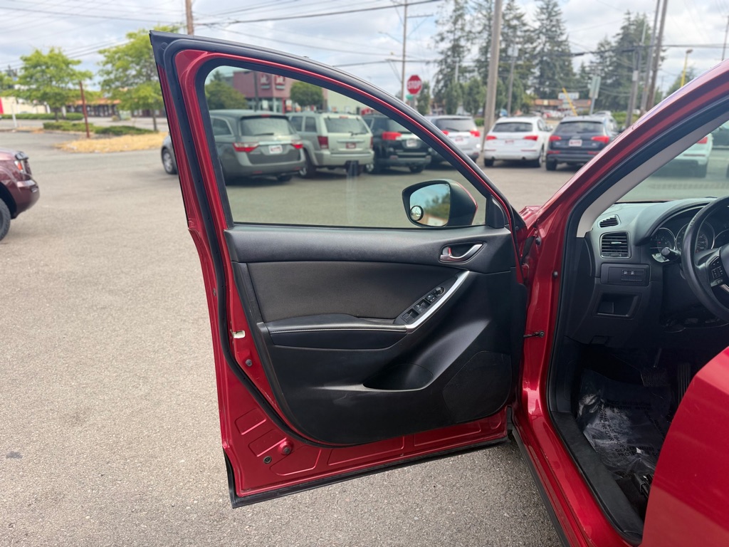 Photo 11 of this MAZDA CX-5