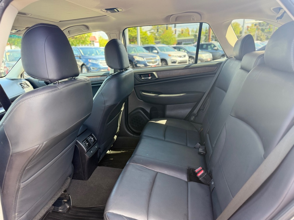 Photo 21 of this SUBARU OUTBACK
