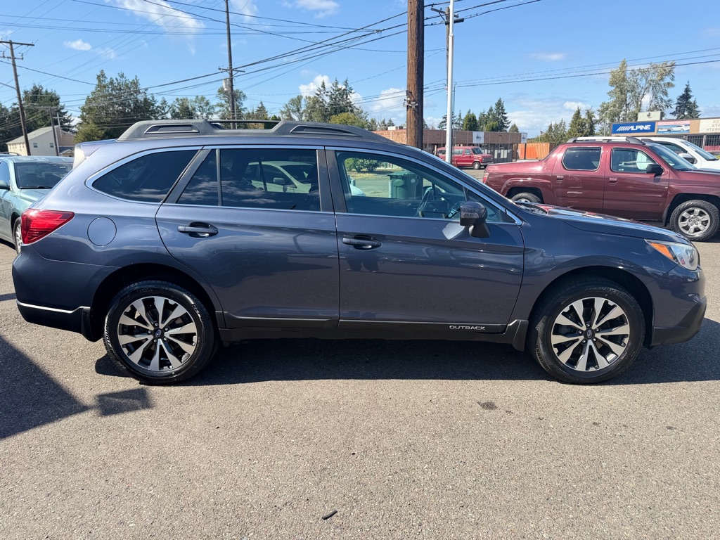Photo 10 of this SUBARU OUTBACK