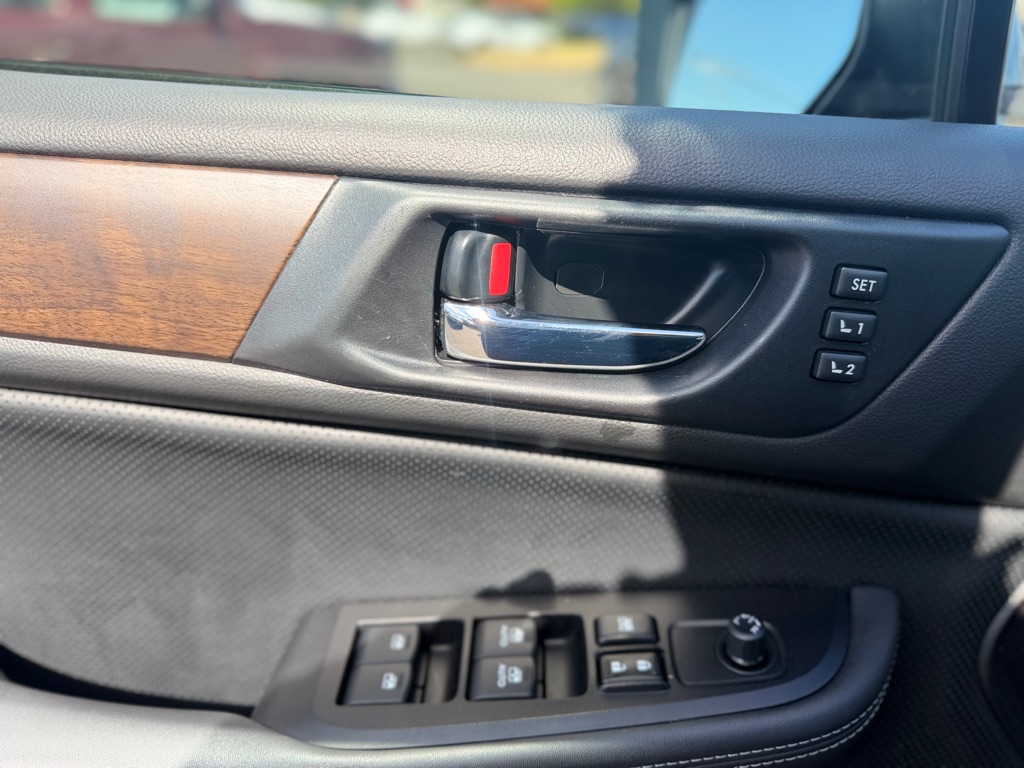 Photo 15 of this SUBARU OUTBACK