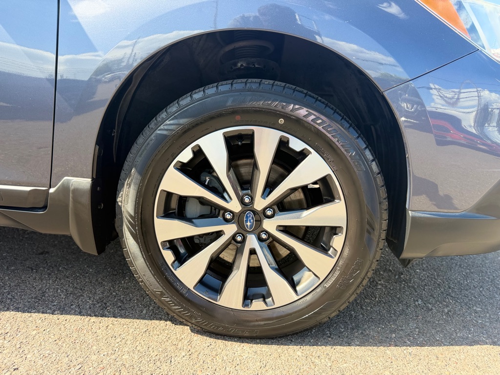 Photo 26 of this SUBARU OUTBACK