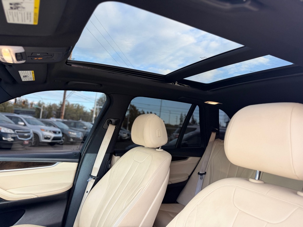 Photo 14 of this BMW X5