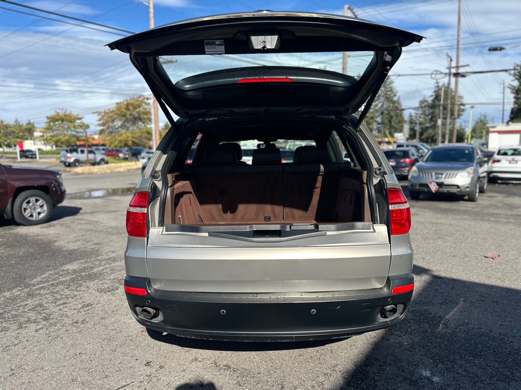 Photo 7 of this BMW X5