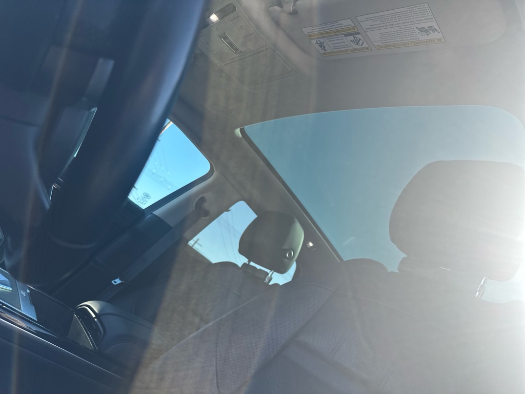 Photo 16 of this LAND ROVER RANGE ROVER EVO