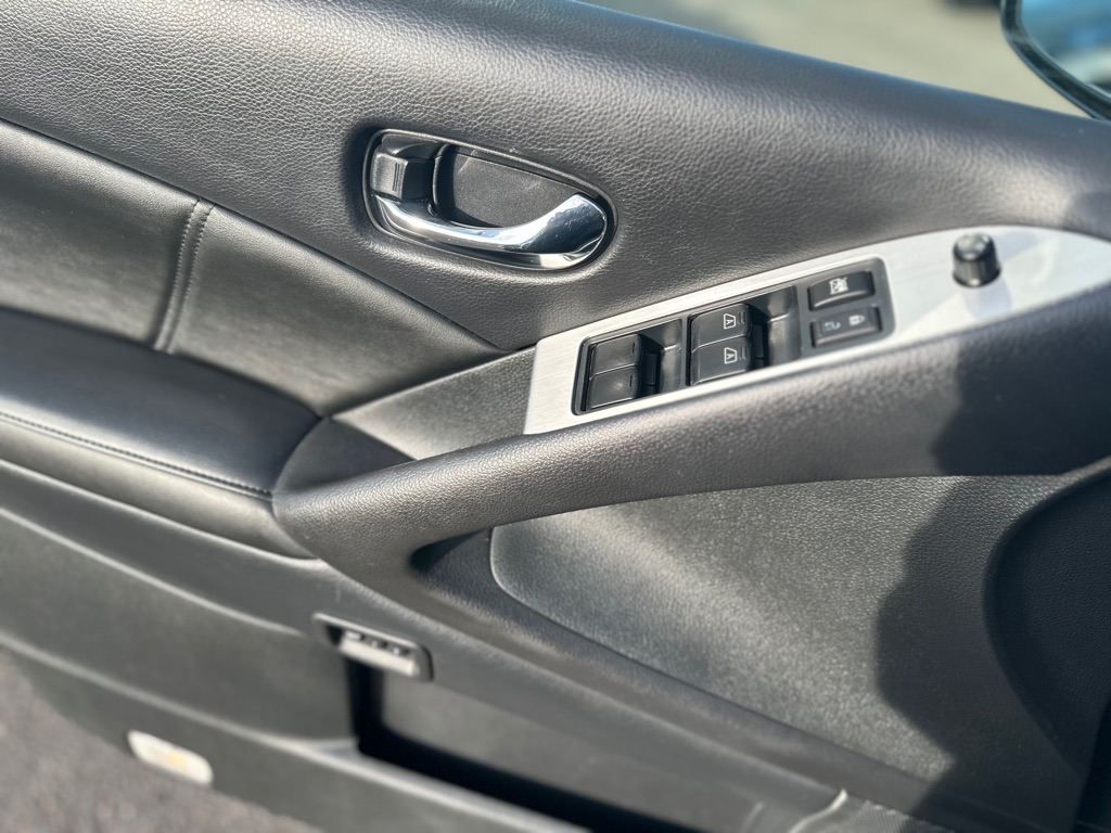 Photo 11 of this NISSAN MURANO