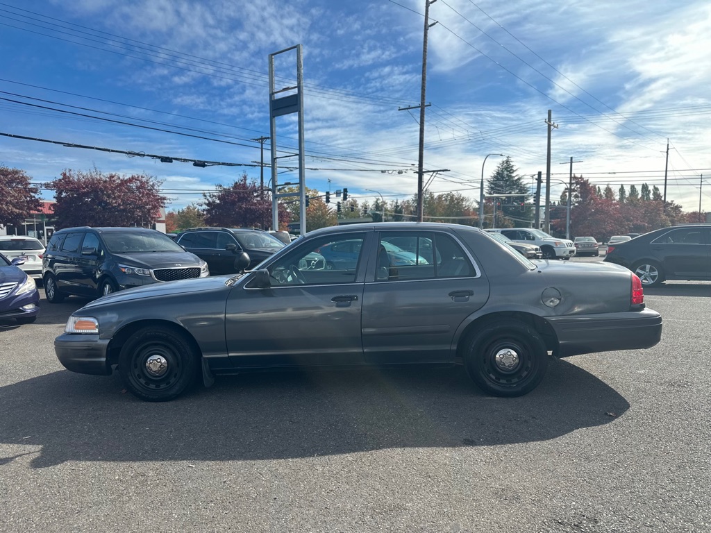 Photo 9 of this FORD CROWN VICTORIA