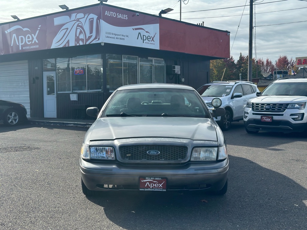 Photo 2 of this FORD CROWN VICTORIA