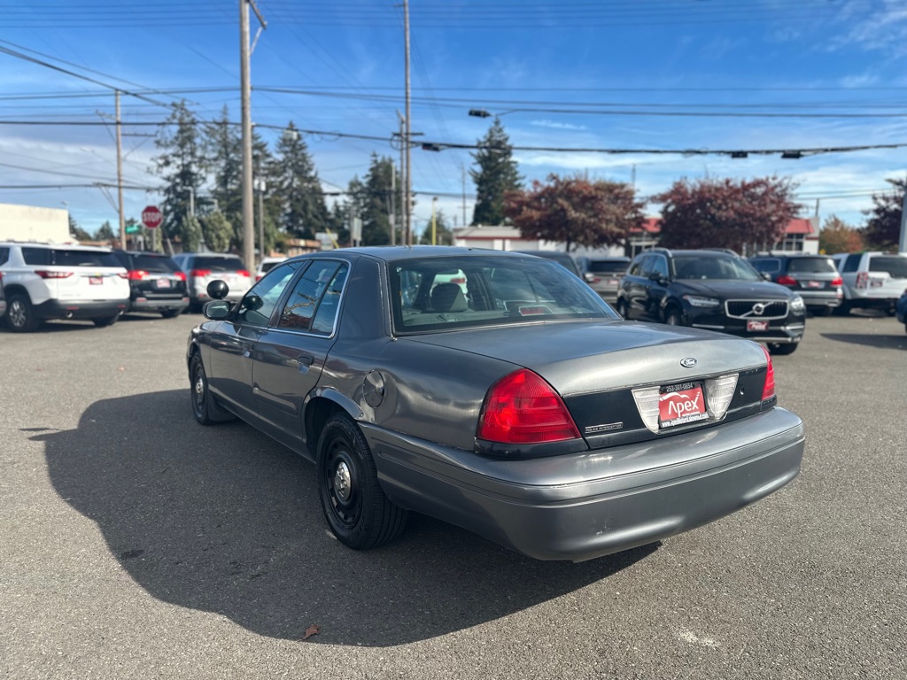 Photo 8 of this FORD CROWN VICTORIA
