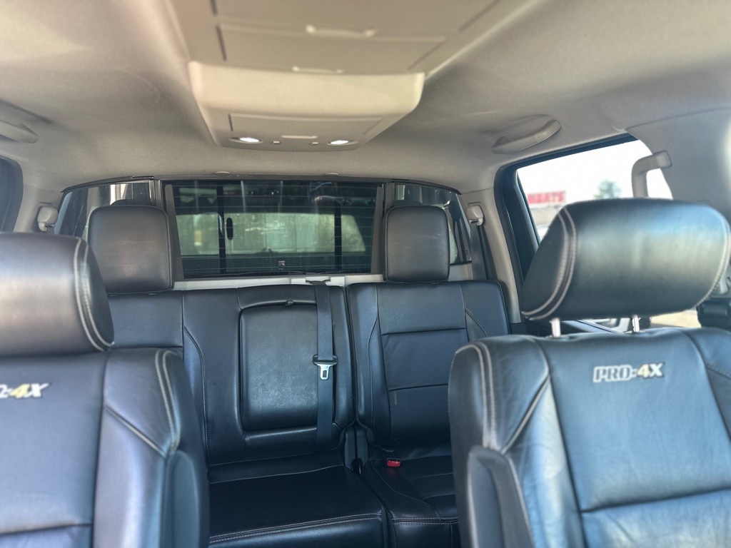Photo 23 of this NISSAN TITAN