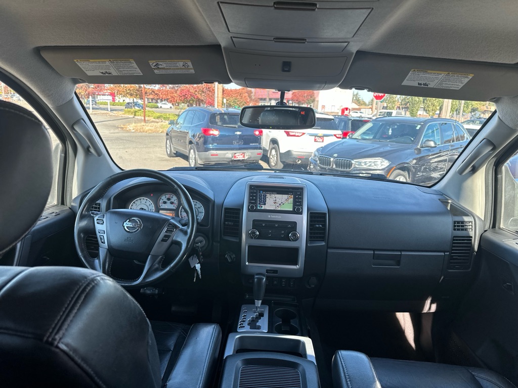 Photo 20 of this NISSAN TITAN