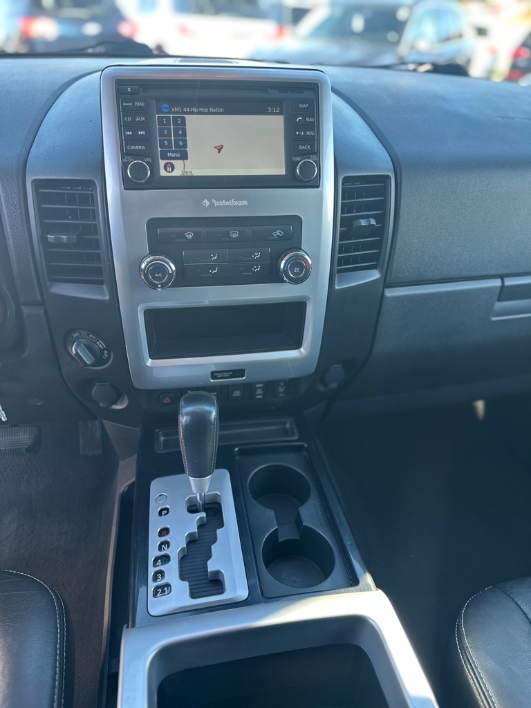 Photo 16 of this NISSAN TITAN