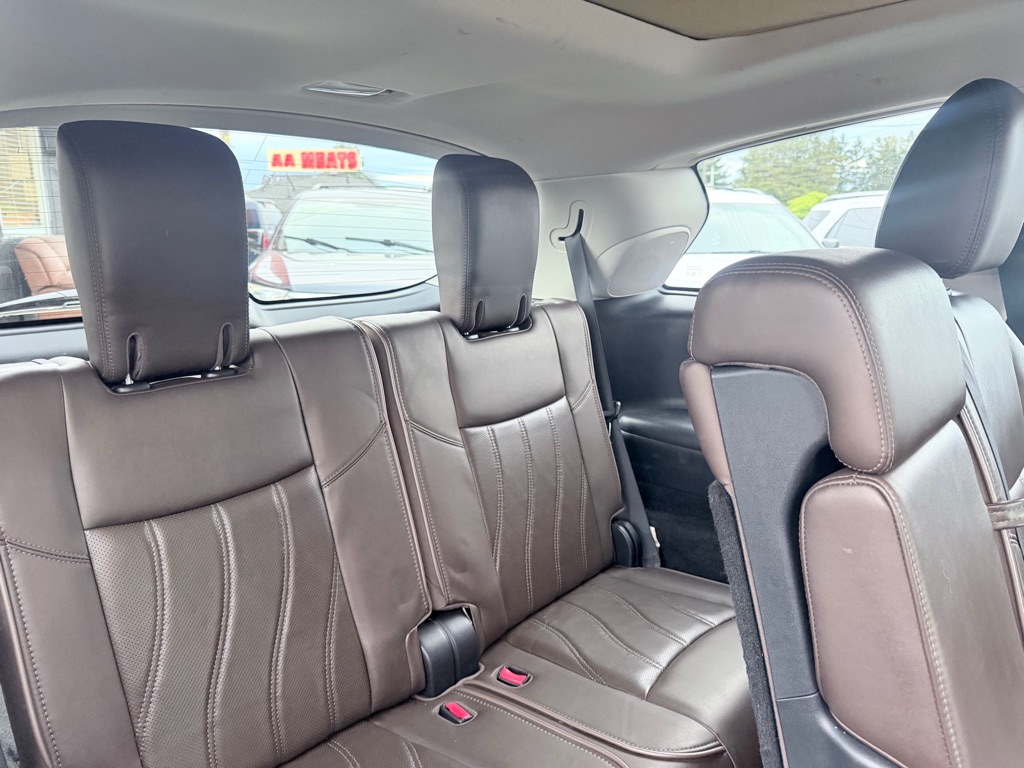 Photo 21 of this INFINITI QX60