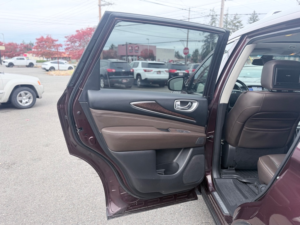 Photo 17 of this INFINITI QX60