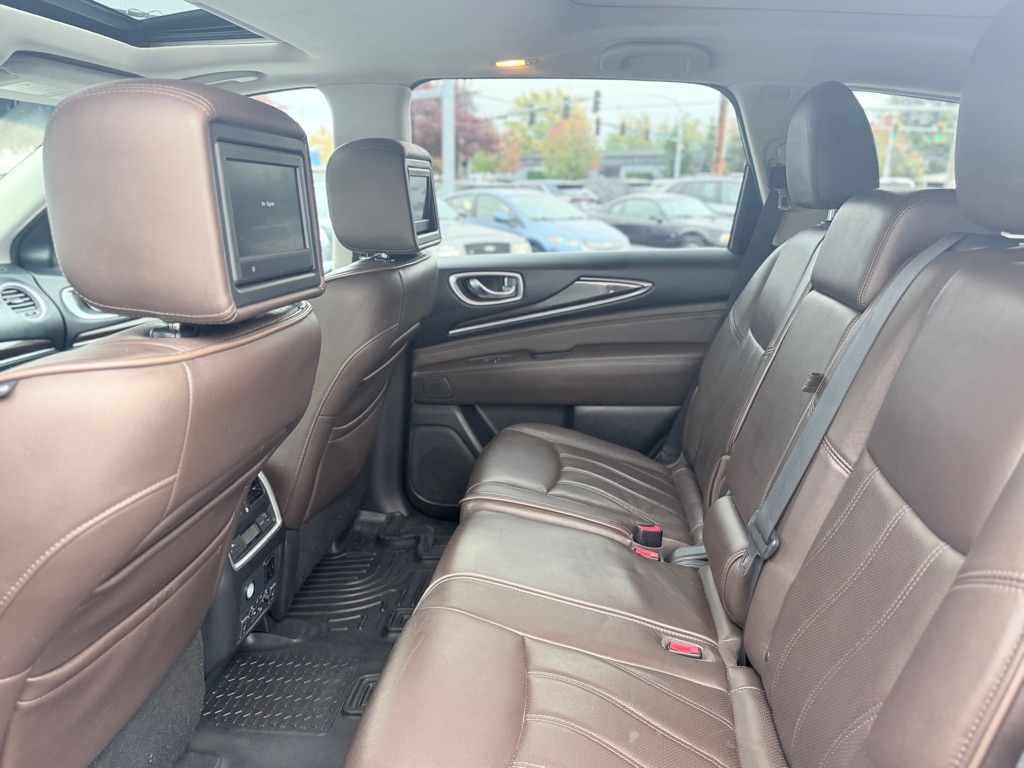 Photo 18 of this INFINITI QX60