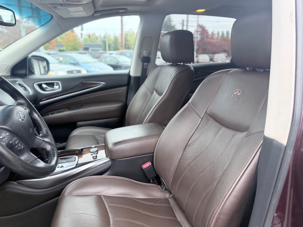 Photo 12 of this INFINITI QX60