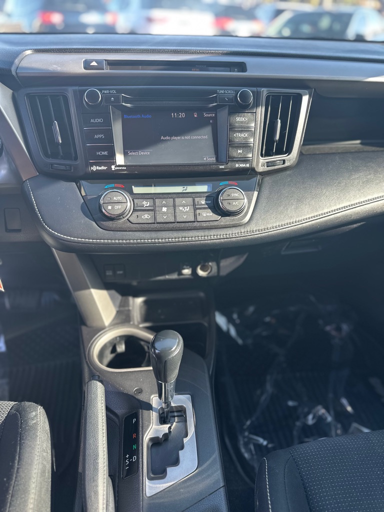 Photo 16 of this TOYOTA RAV4
