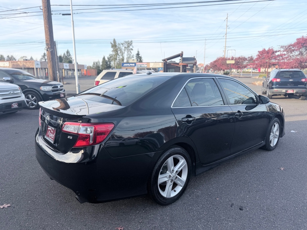 Photo 5 of this TOYOTA CAMRY