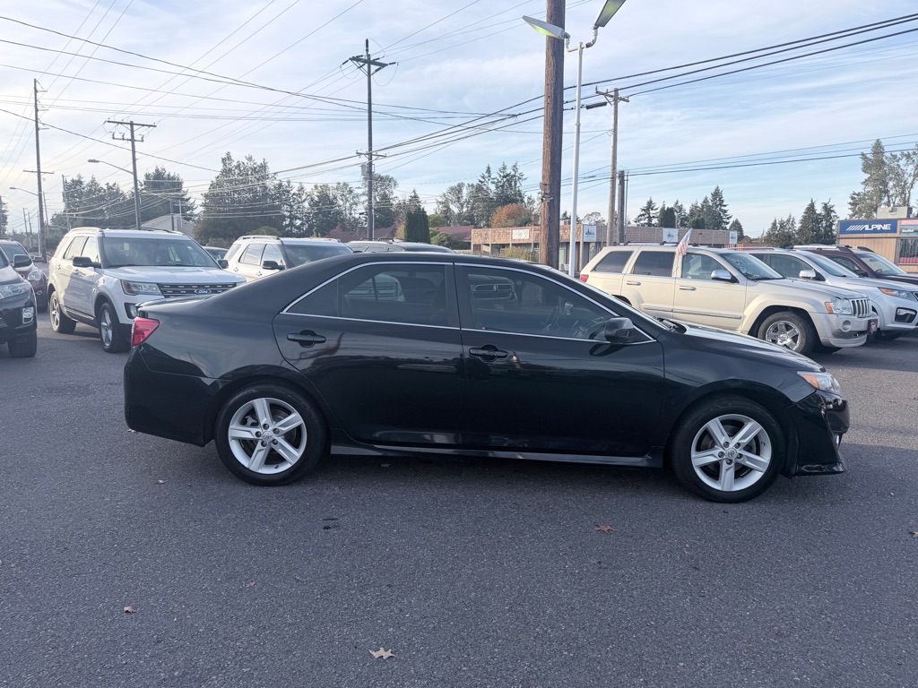 Photo 4 of this TOYOTA CAMRY