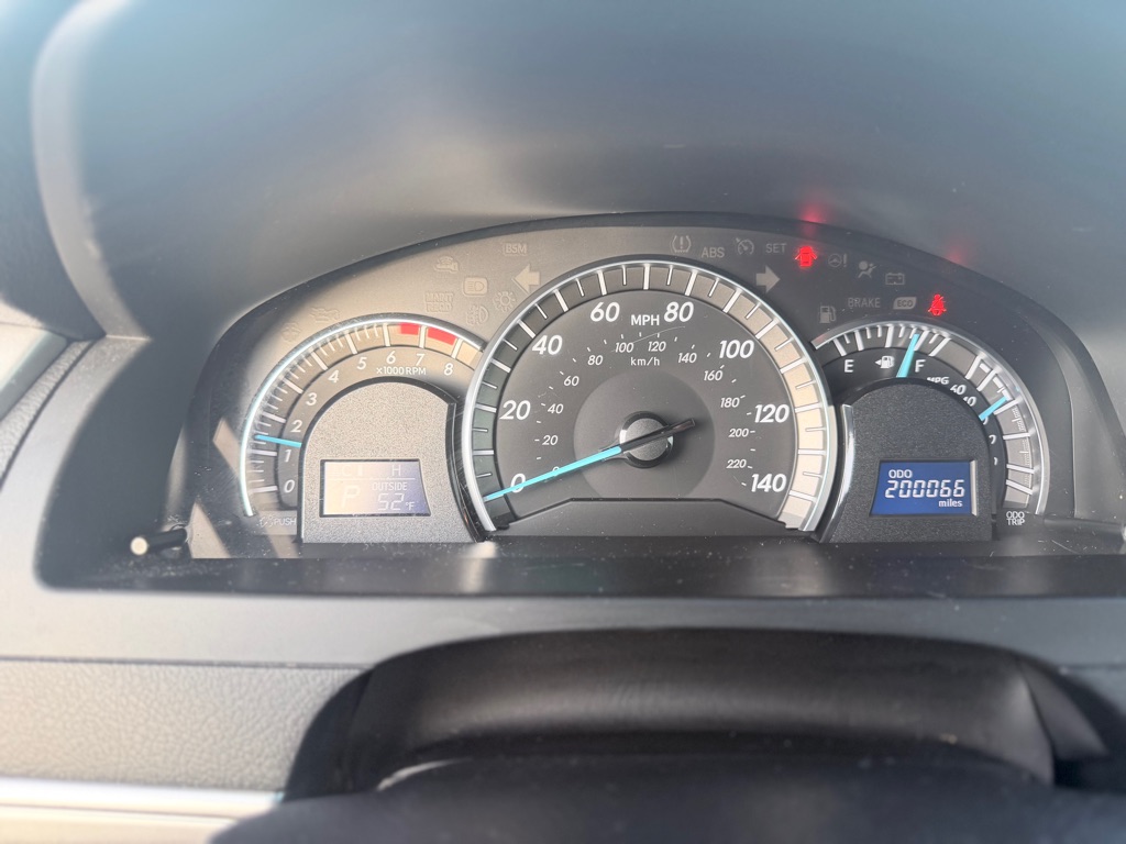 Photo 15 of this TOYOTA CAMRY