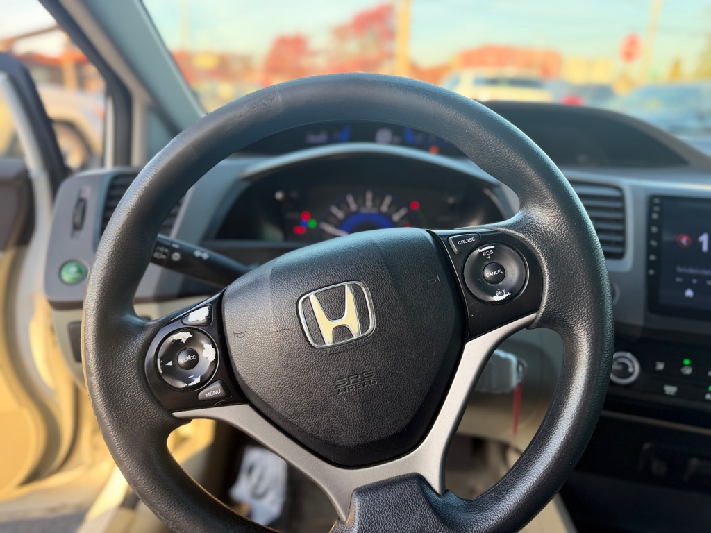 Photo 12 of this HONDA CIVIC