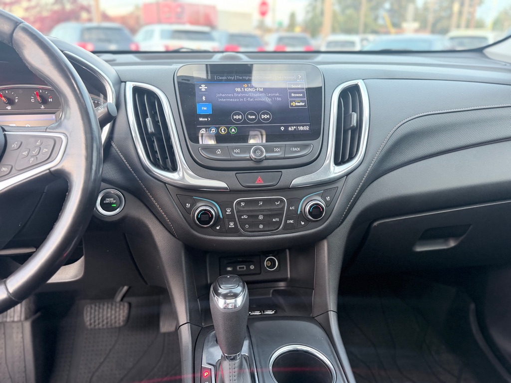 Photo 16 of this CHEVROLET EQUINOX